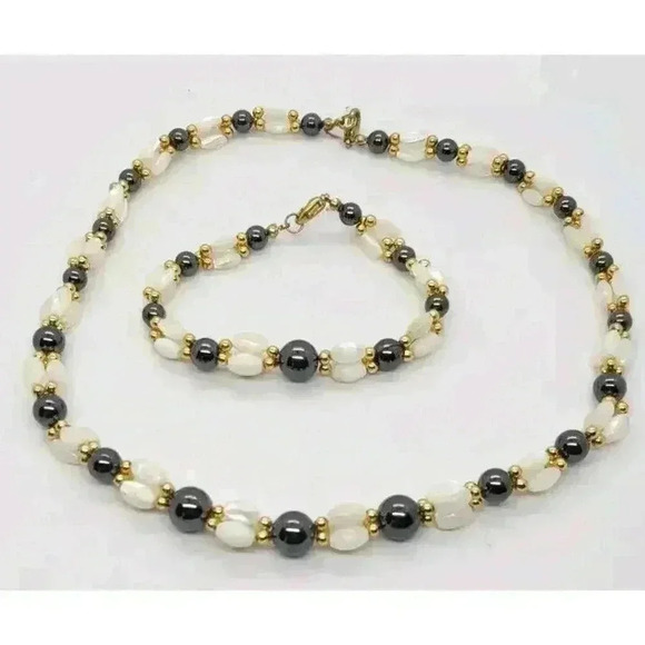 Hematite & Mother Of Pearl Necklace Bracelet Set Gold Bead Cluster Accents - Picture 8 of 9